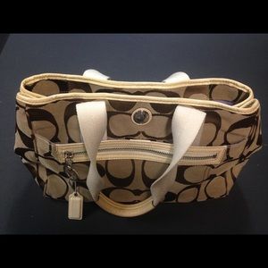 Coach purse in excellent condition